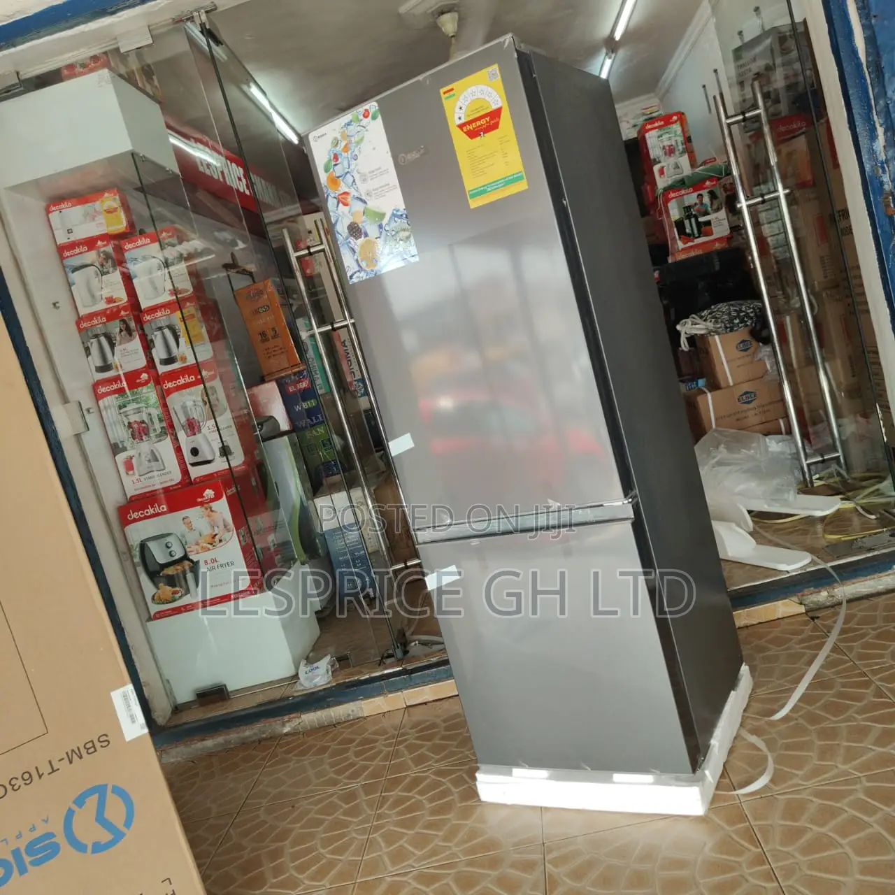 Excellently Designed Sigma Refrigerator With Bottom Freezer