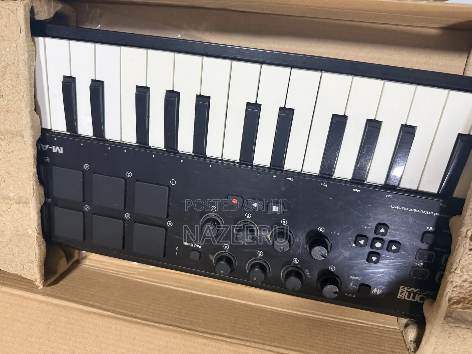Avid Fast Track Duo , M Audi Axiom Air Midi, Mic Shield