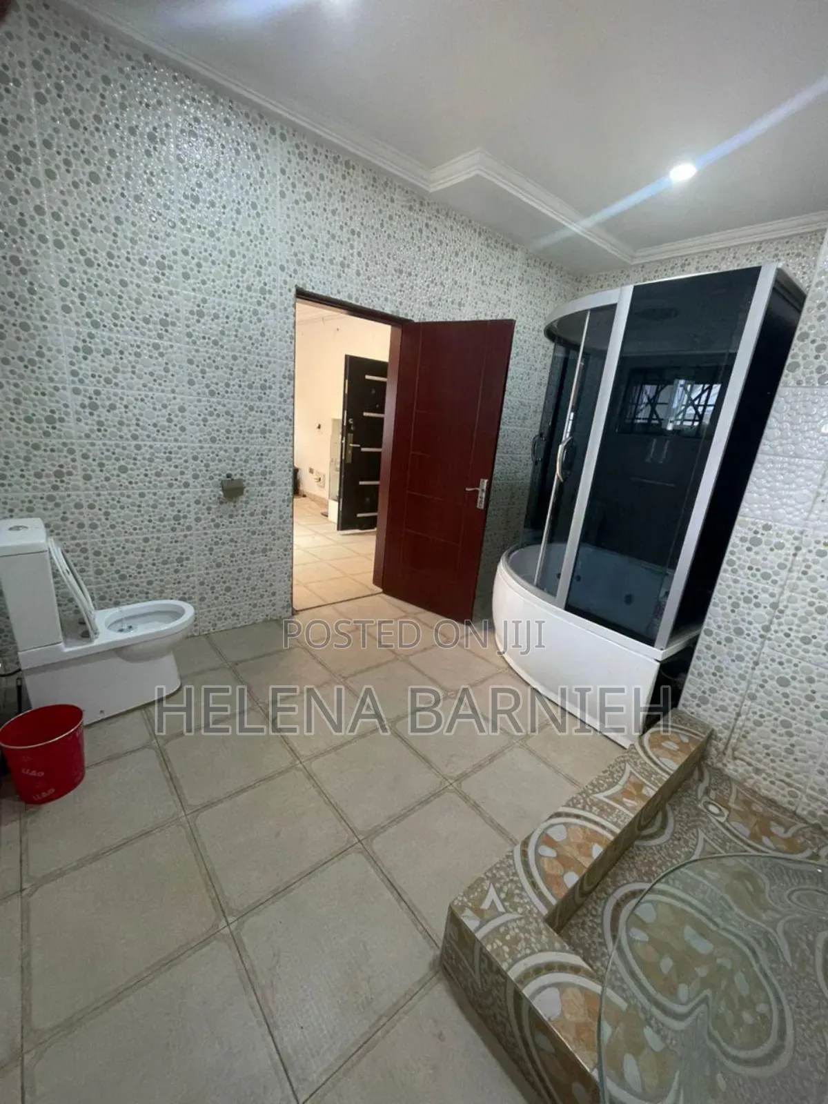 5bdrm Apartment in Helena Estate Agency, Police Station for rent