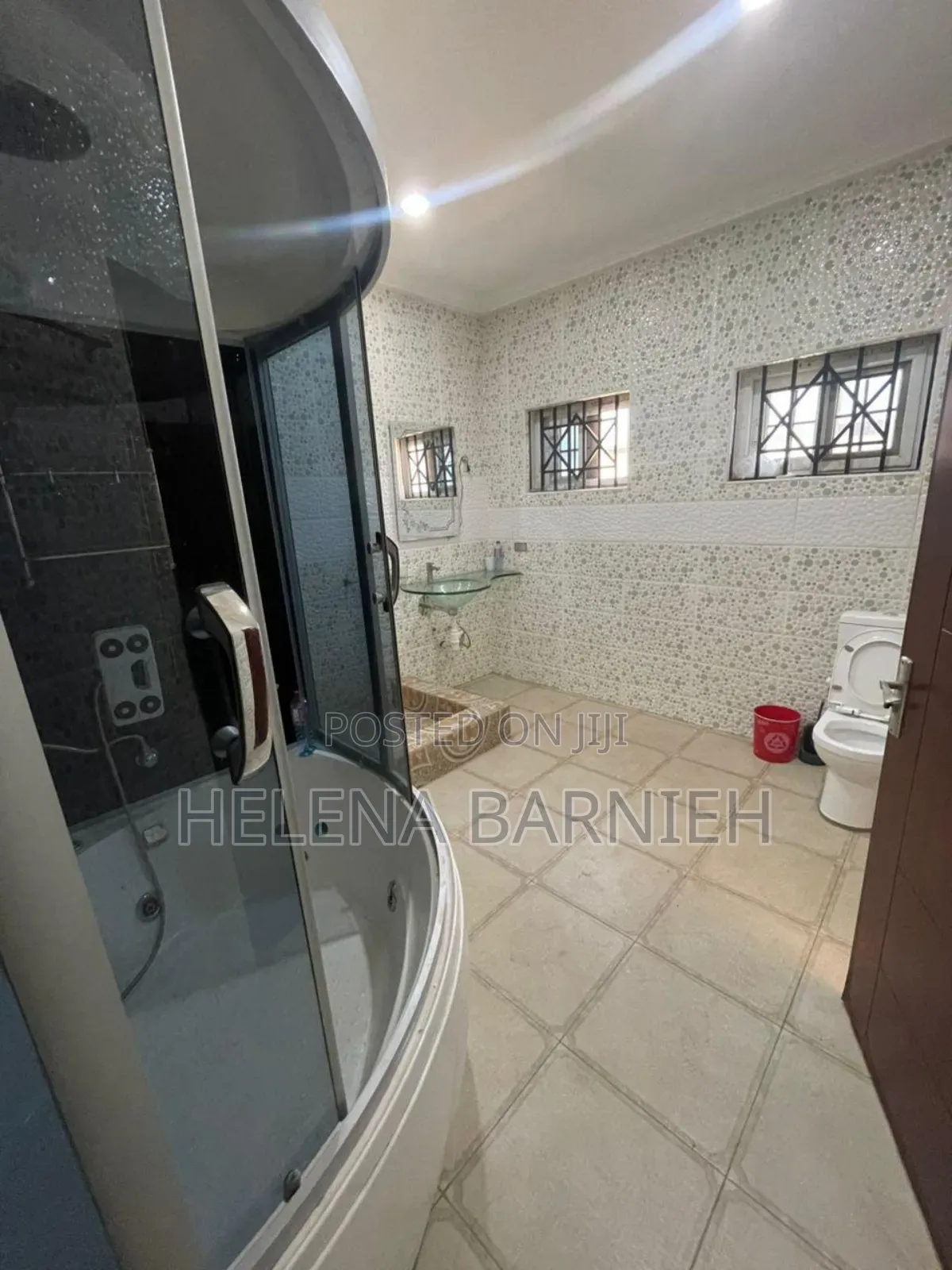 5bdrm Apartment in Helena Estate Agency, Police Station for rent
