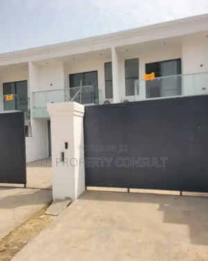 2bdrm House in School Junction for sale