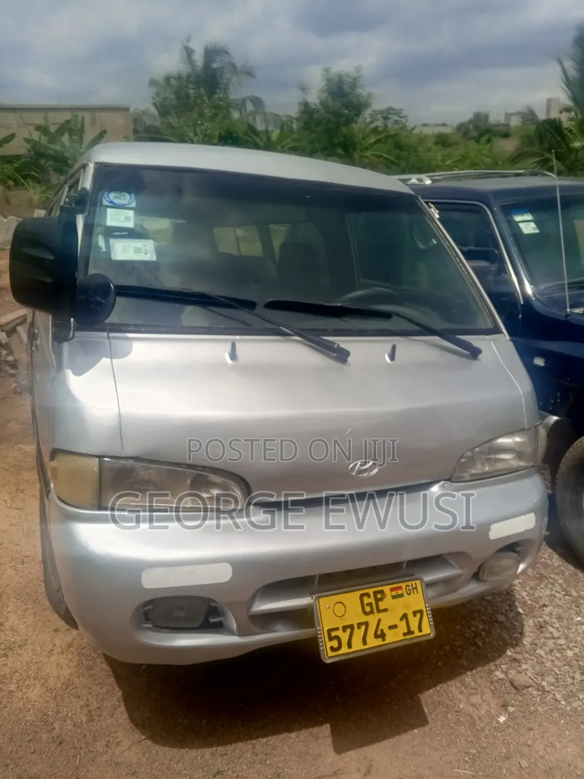 Hyundai H-100 2004 Silver