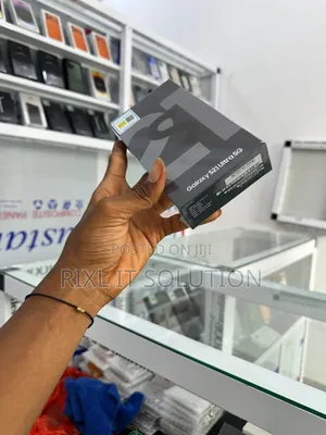 New Samsung Galaxy S21 Ultra 5G 128 GB Black