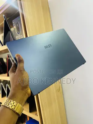 Laptop MSI 8GB Intel Core i3 SSD 256GB