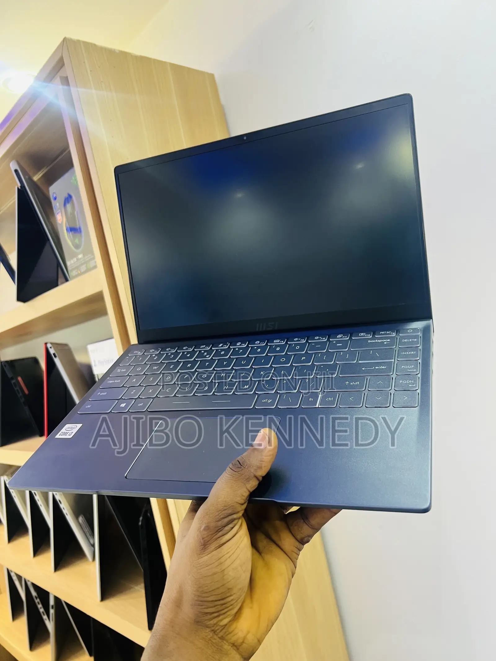 Laptop MSI 8GB Intel Core i3 SSD 256GB
