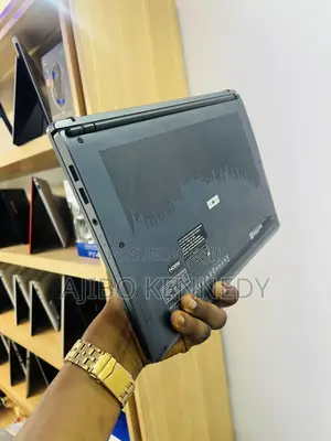 Laptop MSI 8GB Intel Core i3 SSD 256GB