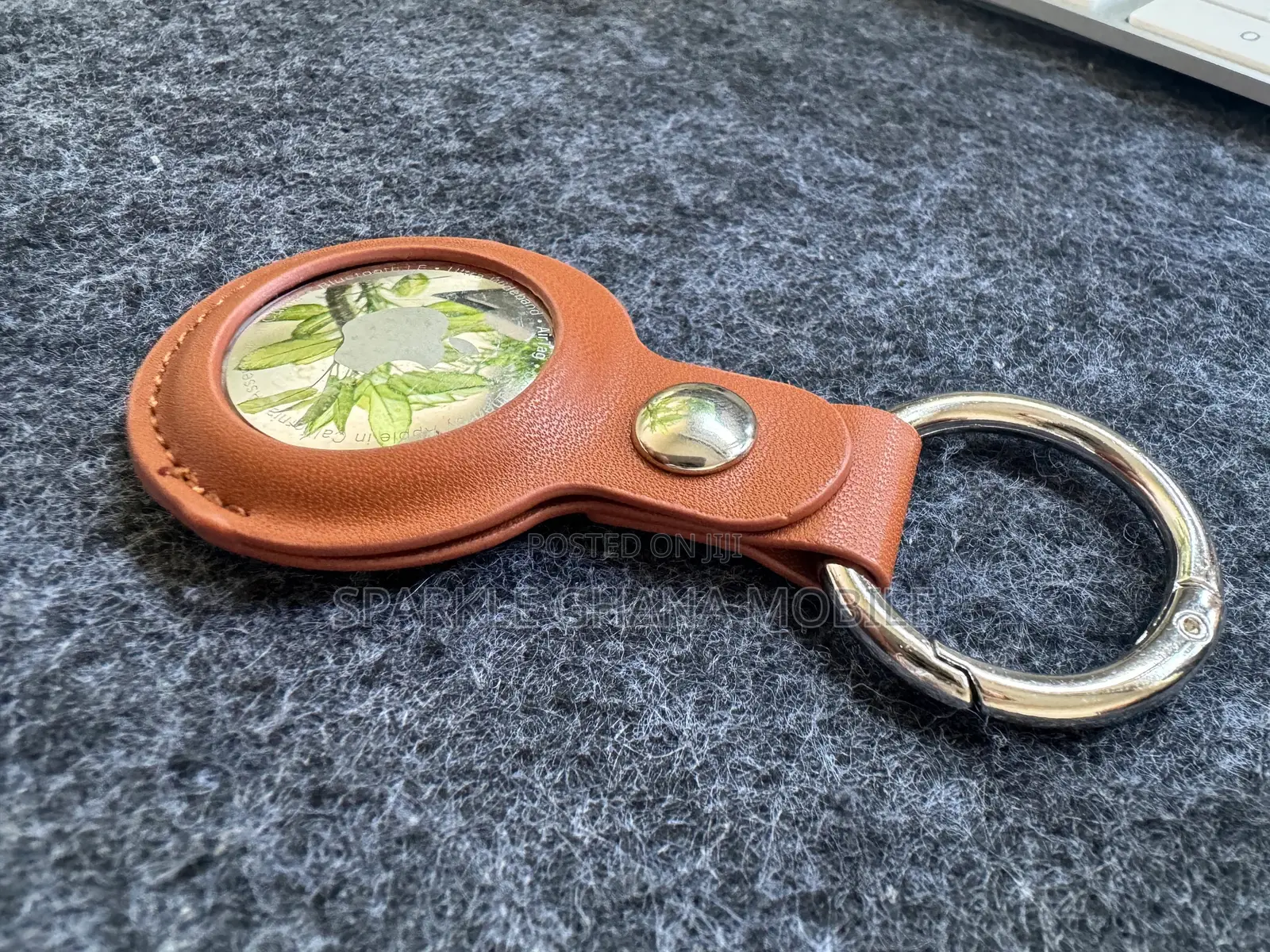 Airtag Holder (Brown)