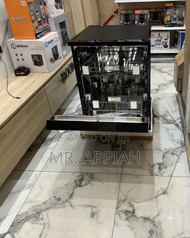 Efficient Kenwood Electric Dishwasher(Glass) 