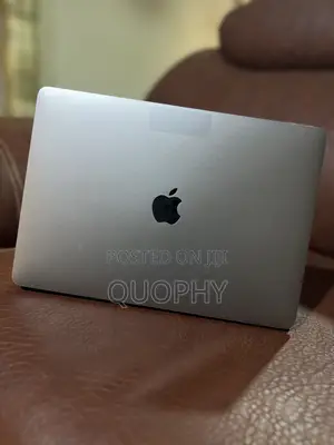 Laptop Apple MacBook Pro 2019 16GB Intel Core i7 SSD 512GB