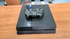 Play Station 4