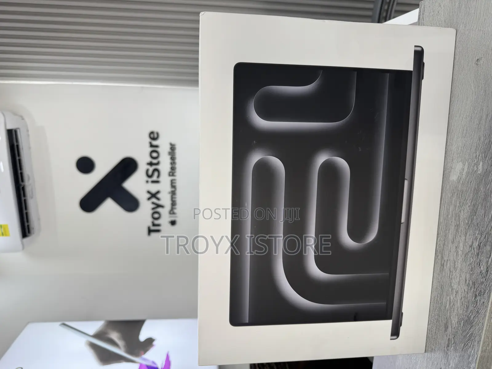 New Apple MacBook Pro 2024 M4 Pro 16-inch 48GB Apple M4 Pro SSD 512GB