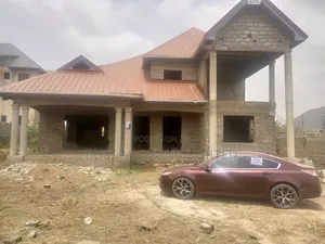 4bdrm Mansion in Emef'S Tema Comm. 25 for sale