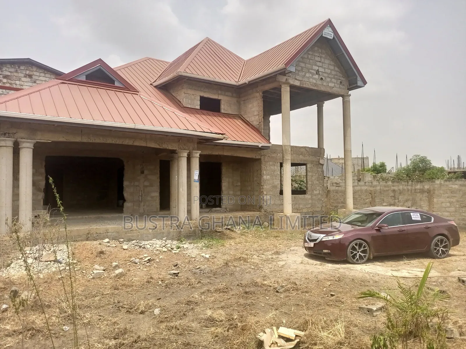4bdrm Mansion in Emef'S Tema Comm. 25 for sale