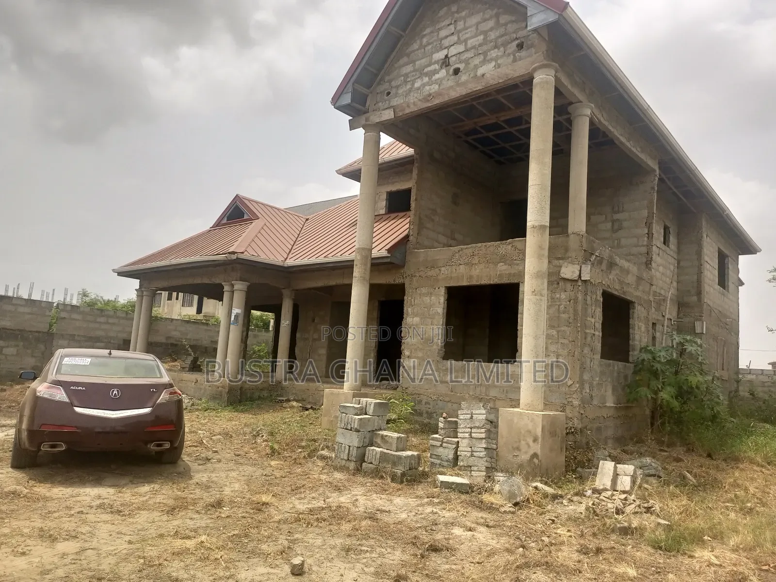 4bdrm Mansion in Emef'S Tema Comm. 25 for sale
