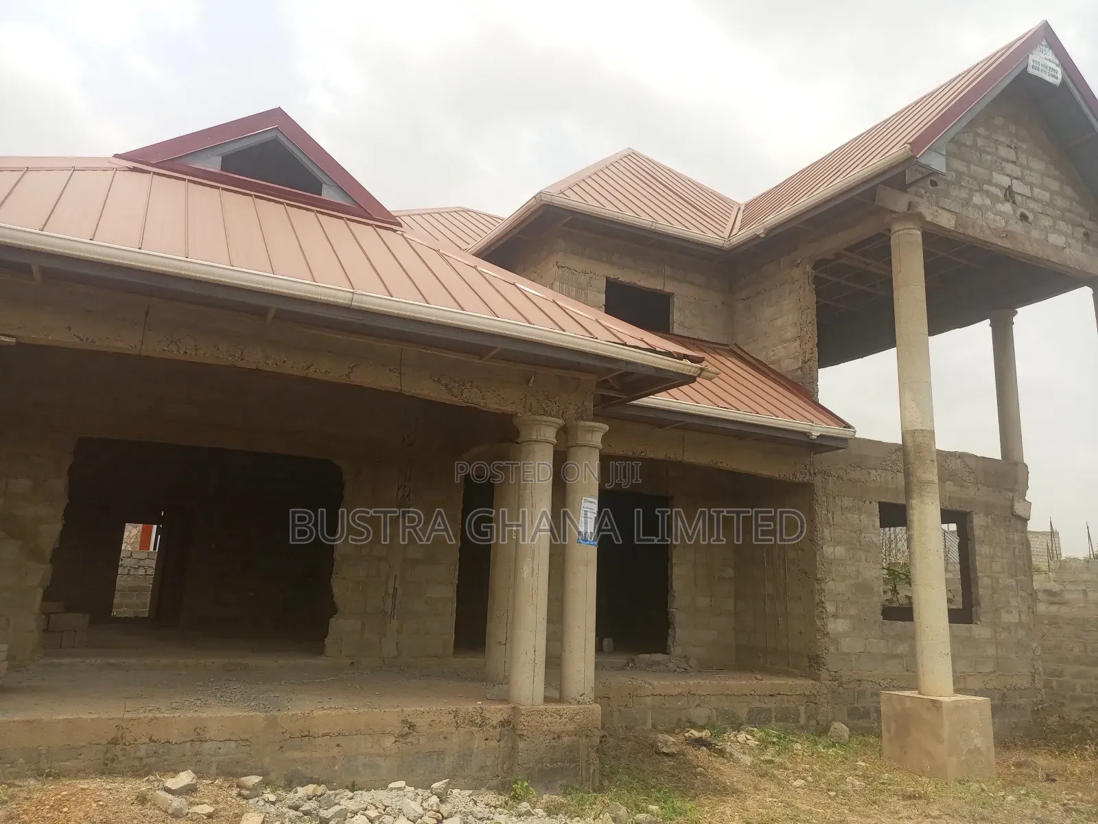 4bdrm Mansion in Emef'S Tema Comm. 25 for sale