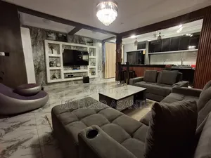 2 Bedrooms Exctv Apartment With Free Wifi and Neat Bedroom