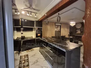2 Bedrooms Exctv Apartment With Free Wifi and Neat Bedroom