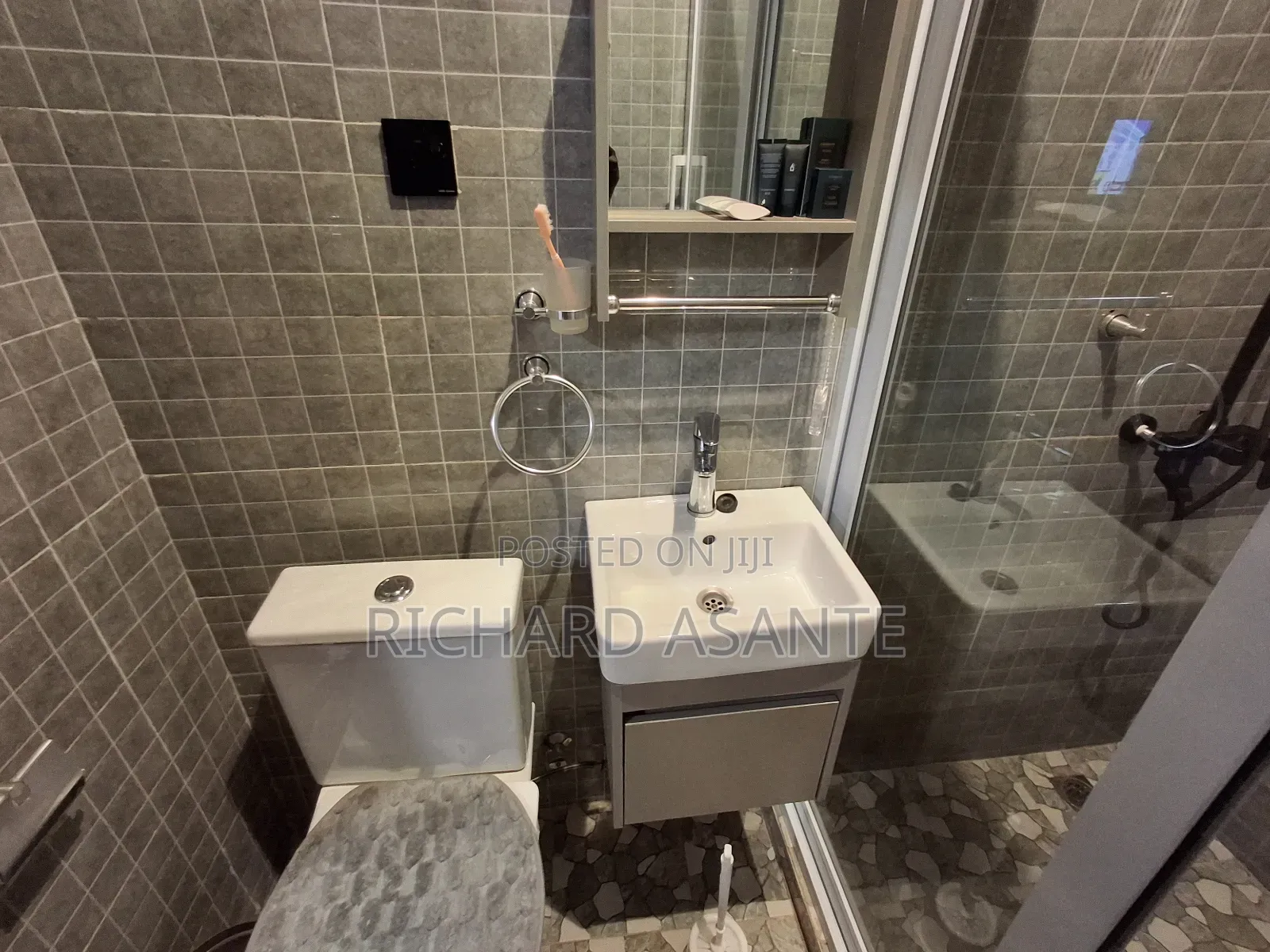 2 Bedrooms Exctv Apartment With Free Wifi and Neat Bedroom
