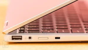 Laptop HP EliteBook 1040 G8 16GB Intel Core i7 SSD 512GB
