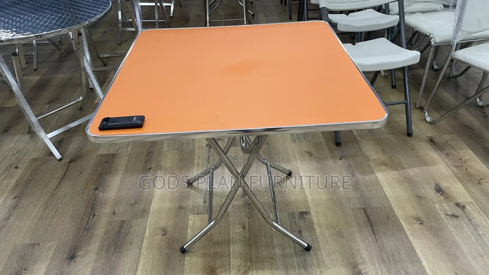 Foldable Table ( 18s)
