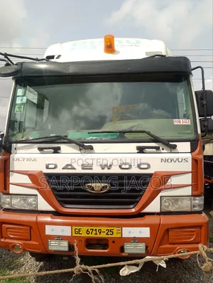 Container Truck