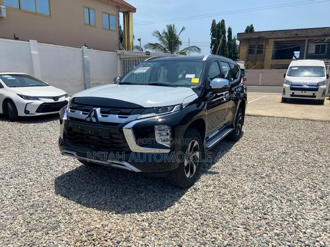 New Mitsubishi Pajero 2025 Black