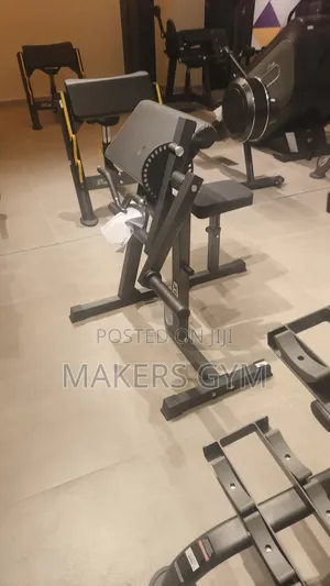 Preacher/Biceps/Triceps Curl Machine