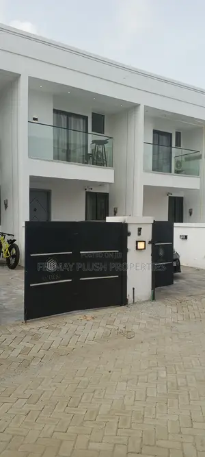 2bdrm House in Ashale Botwe, Accra Metropolitan for sale