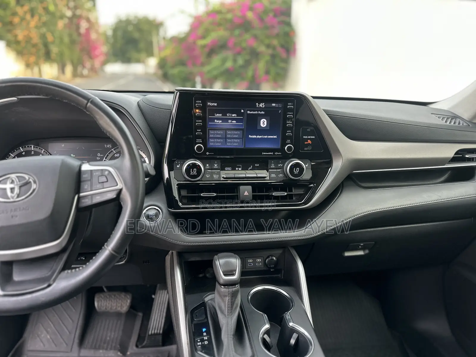 Toyota Highlander XLE 2022 Gray