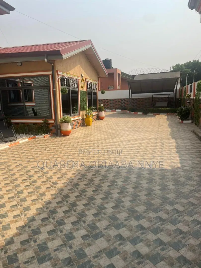 1bdrm Apartment in Lakeside Estate for rent