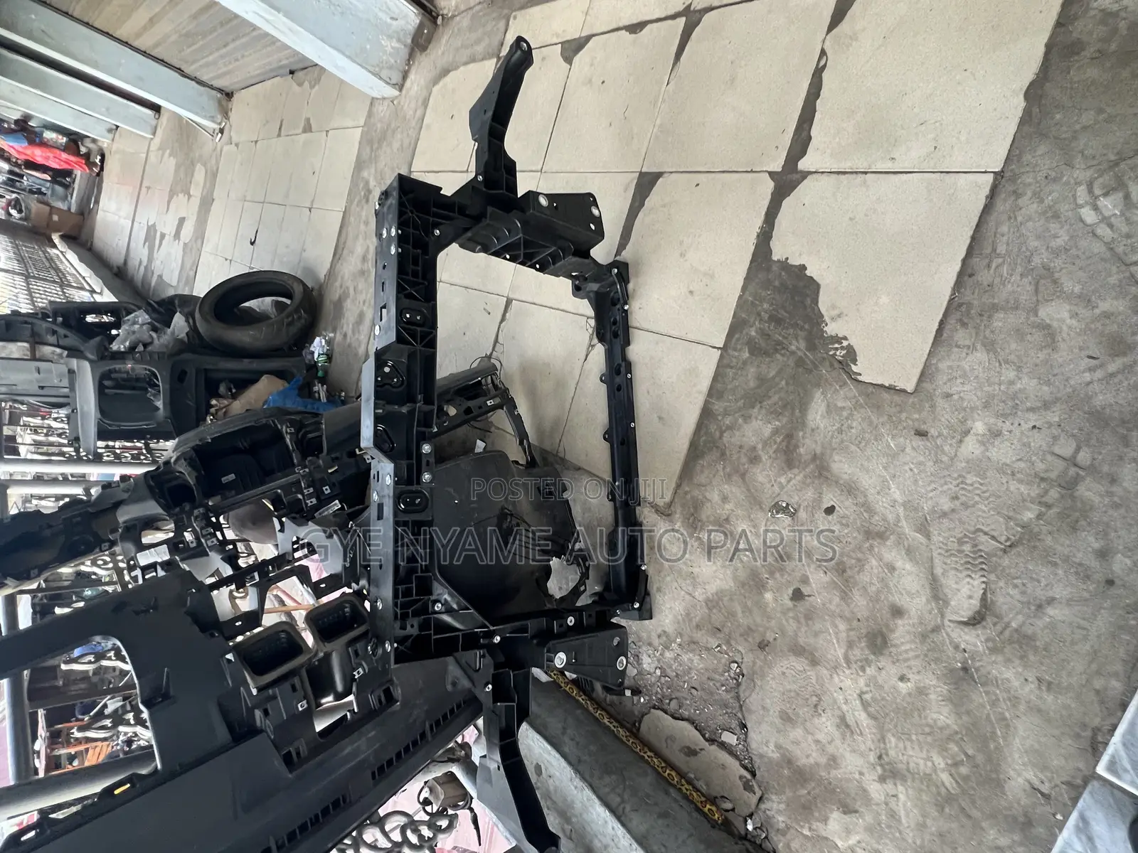Honda Crv 2023:2026 Front Support