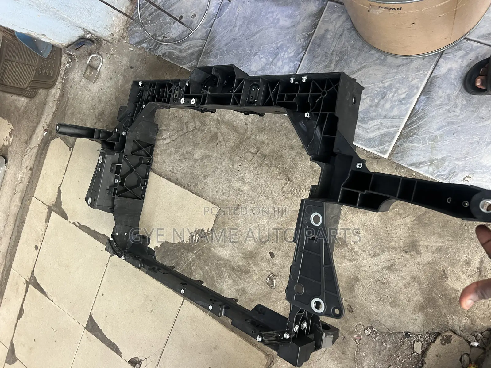 Honda Crv 2023:2026 Front Support
