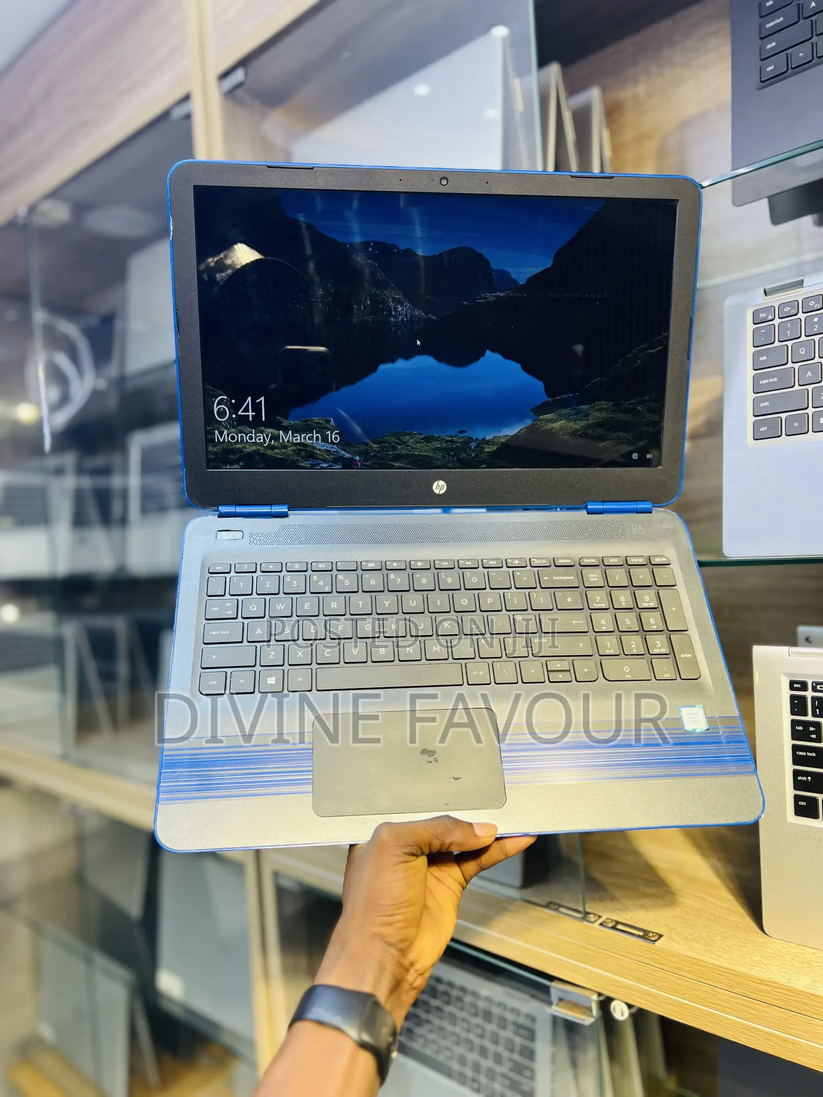Laptop HP Pavilion 15 8GB Intel Core i5 HDD 1T