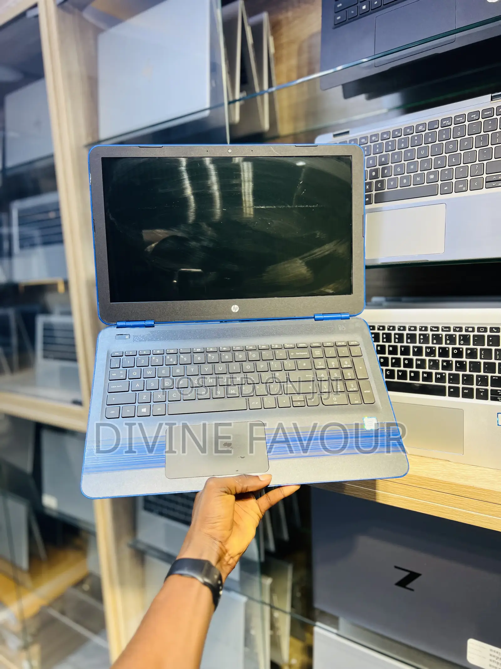 Laptop HP Pavilion 15 8GB Intel Core i5 HDD 1T