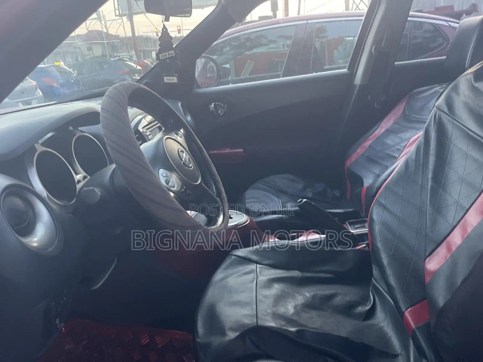 Nissan Juke SV 2013 Red