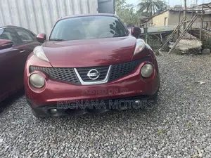 Nissan Juke SV 2013 Red