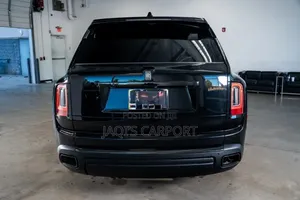 Rolls-Royce Cullinan Black Badge 2024 Black