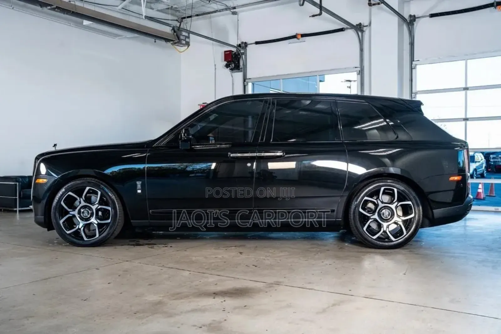 Rolls-Royce Cullinan Black Badge 2024 Black