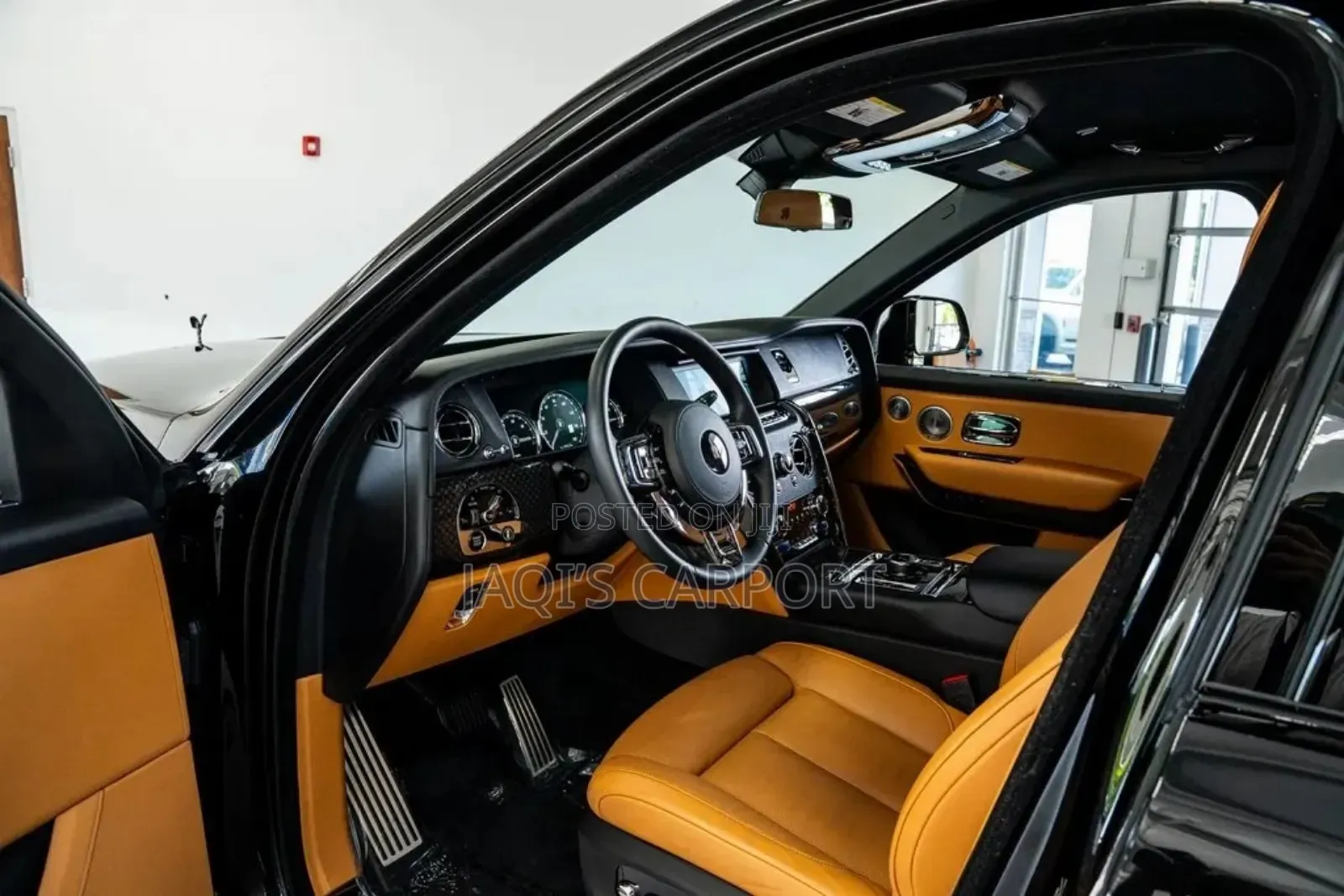 Rolls-Royce Cullinan Black Badge 2024 Black
