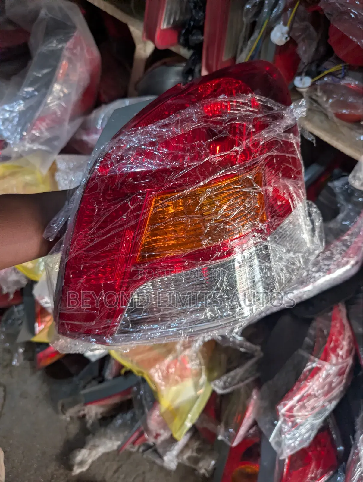 High Quality Brand New Tail Light for Toyota Vitz 2009,2010,2011