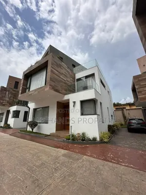 4bdrm House in Cantonment, Accra Metropolitan for sale