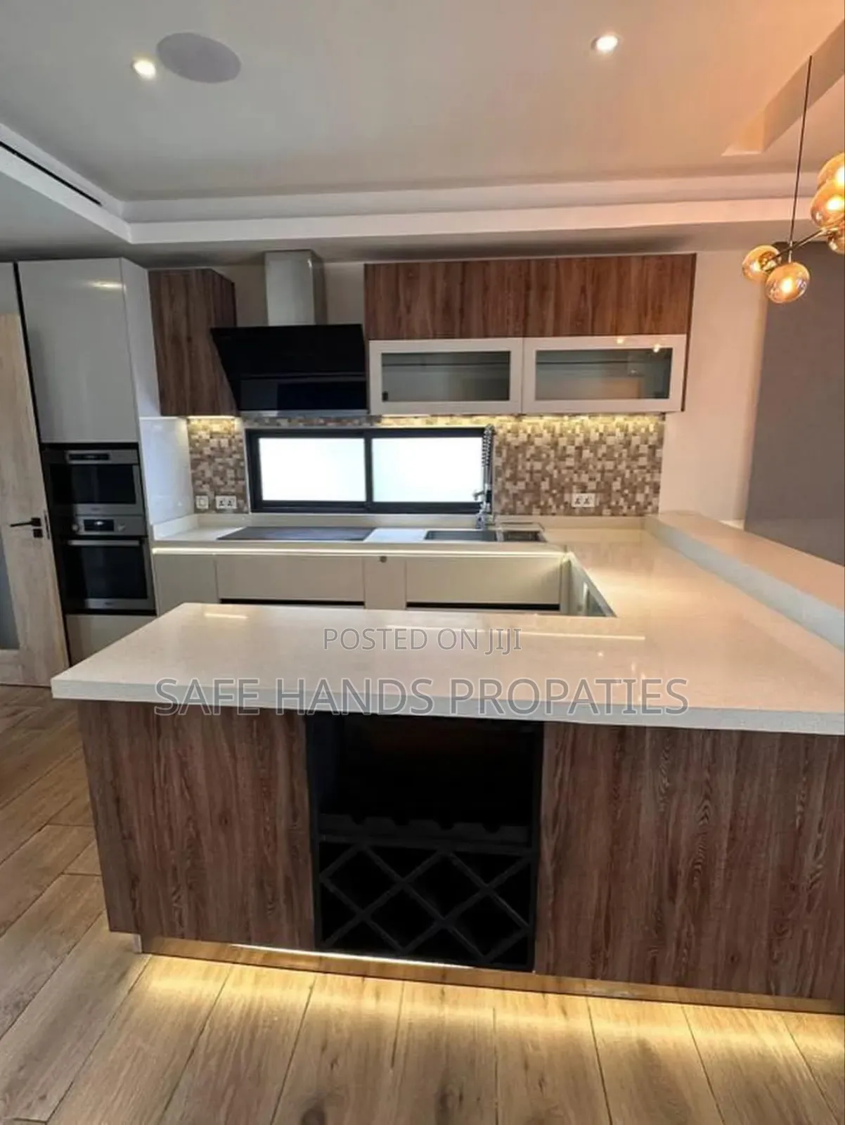 4bdrm House in Cantonment, Accra Metropolitan for sale