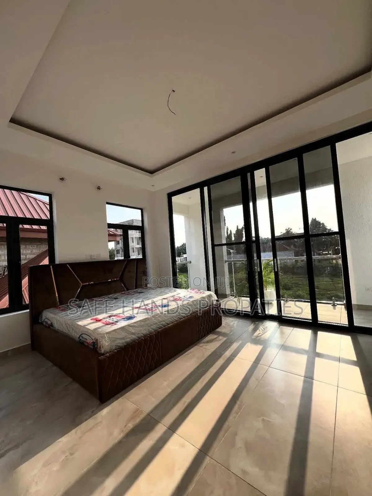 4bdrm House in Cantonment, Accra Metropolitan for sale