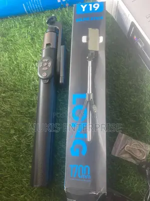 Tripod Stand With Remote