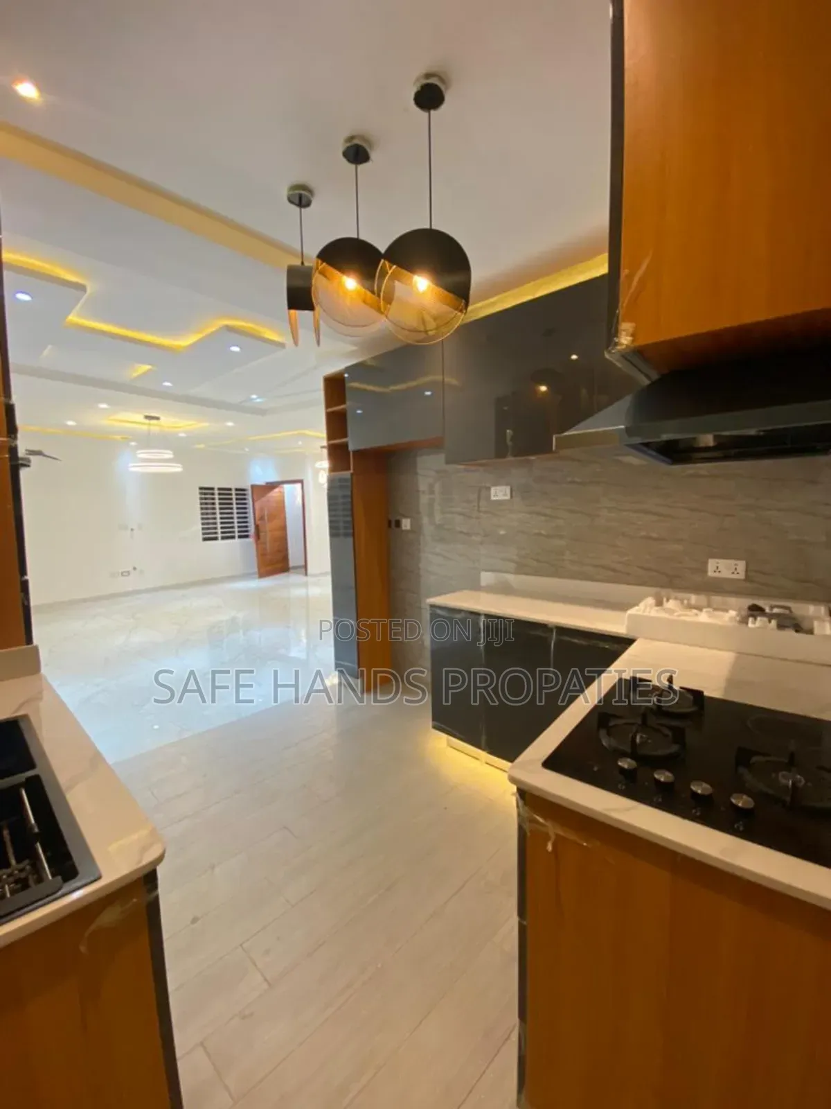 4bdrm House in Santeo, Accra Metropolitan for sale