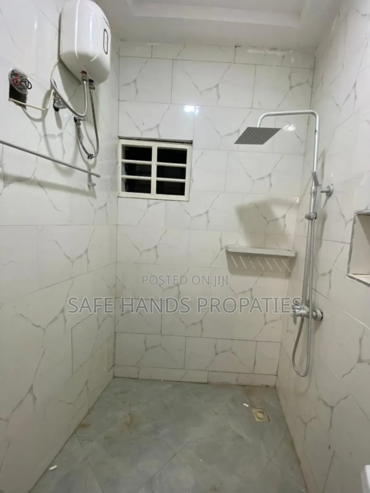 4bdrm House in Santeo, Accra Metropolitan for sale