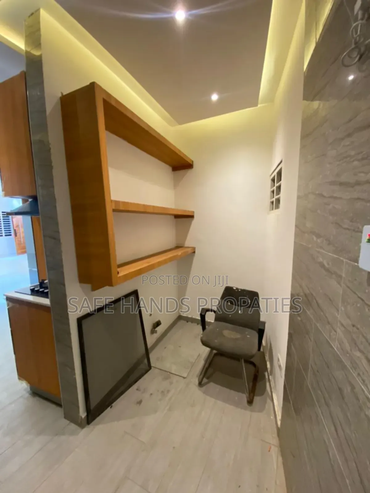 4bdrm House in Santeo, Accra Metropolitan for sale