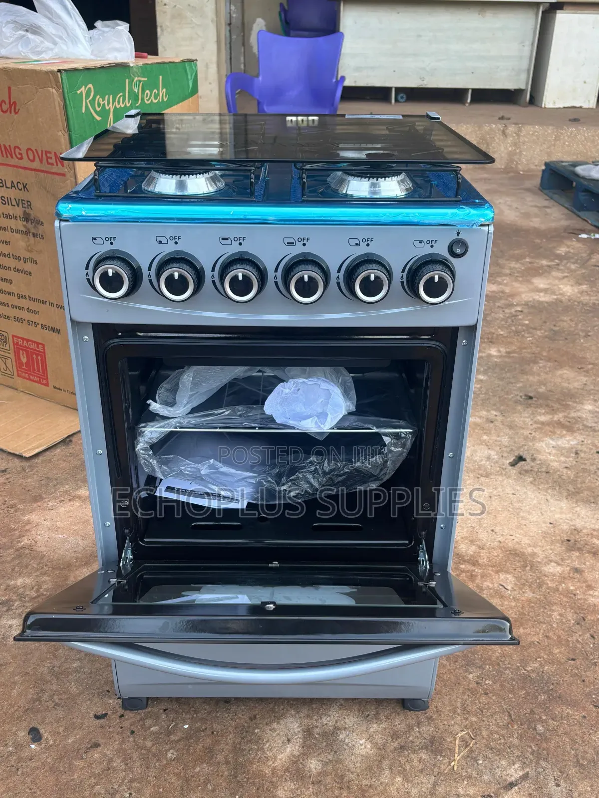 Royal Tech 4 Burner Gas Cooker With Oven and Grill