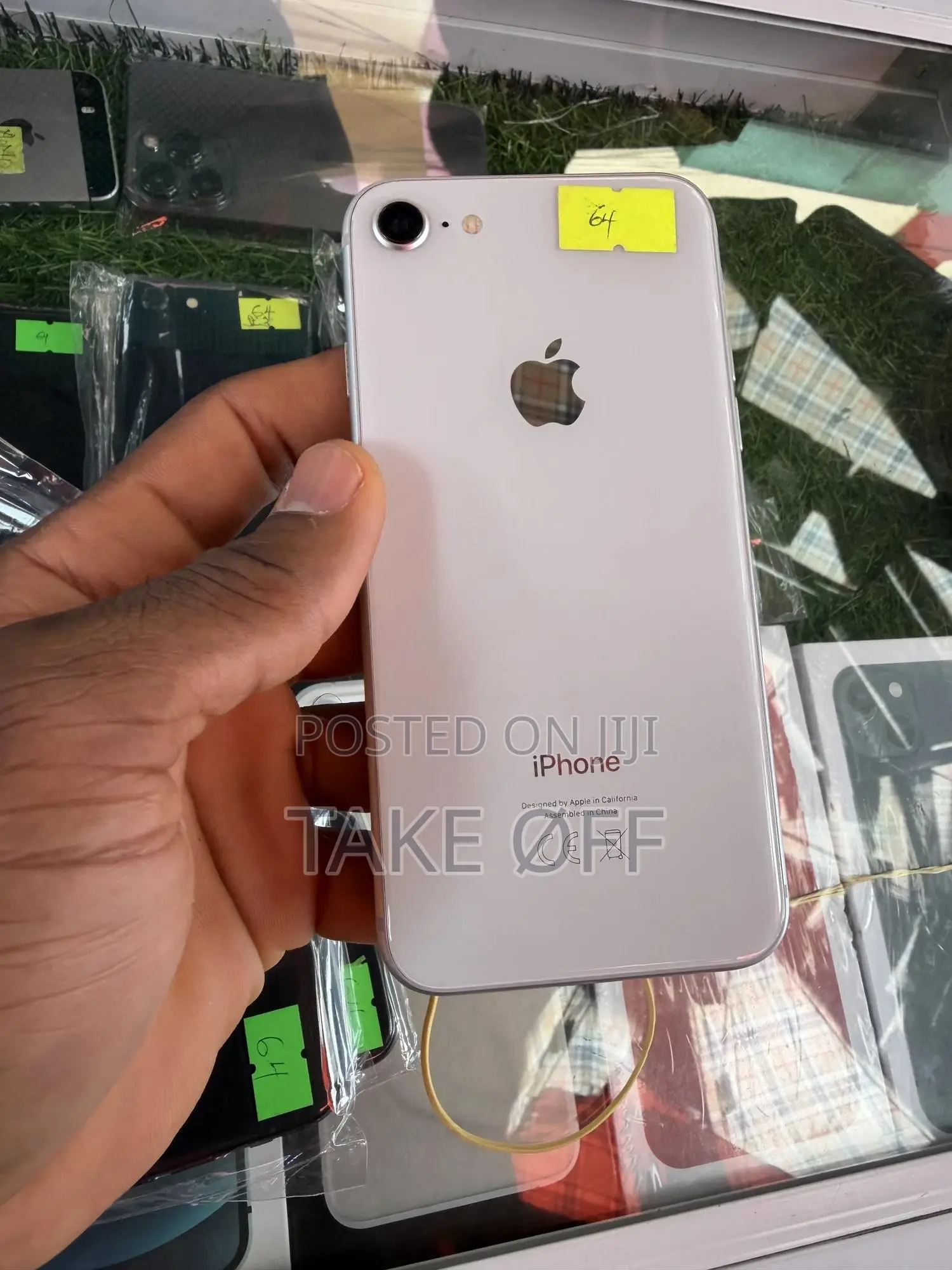 New Apple iPhone 8 64 GB White