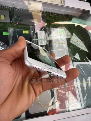 New Apple iPhone 8 64 GB White